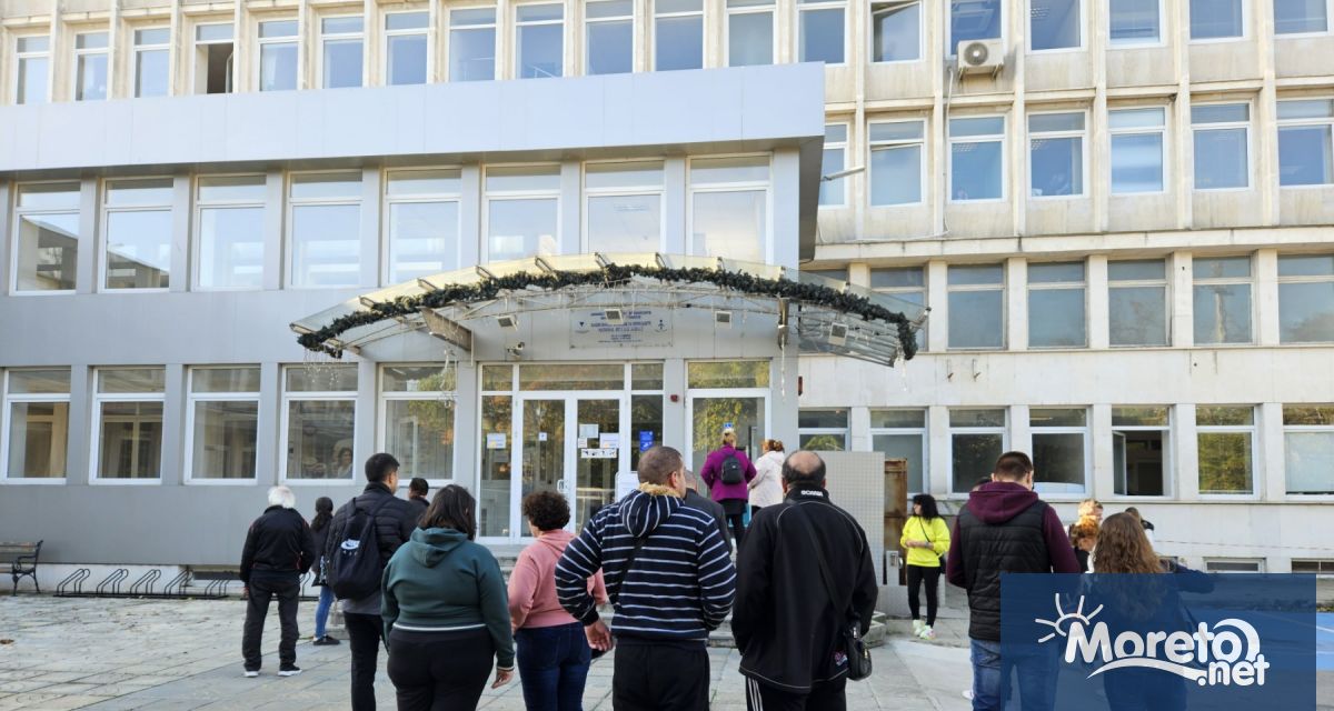 На 15 ноември изтича срокът в който фирмите както и