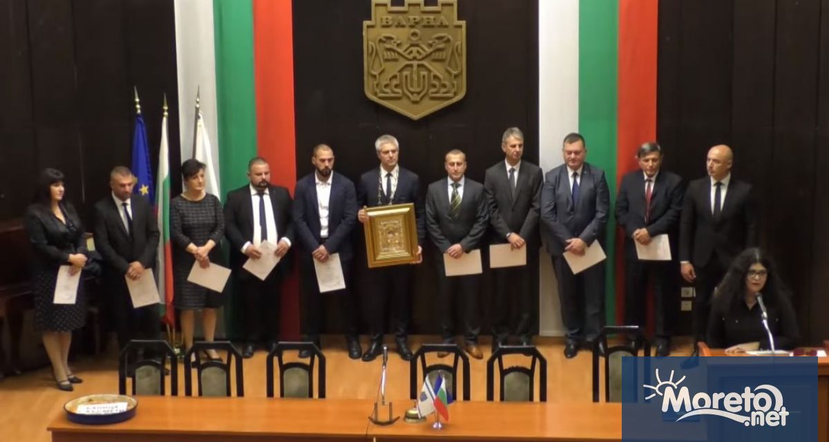 Новият кмет на Варна Благомир Коцев и Общински съвет на