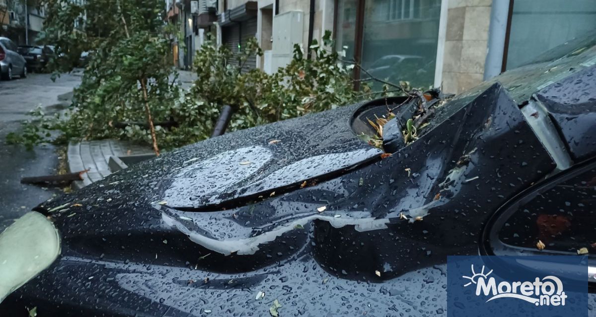 Усложнена остава обстановката на територията на редица общини в област