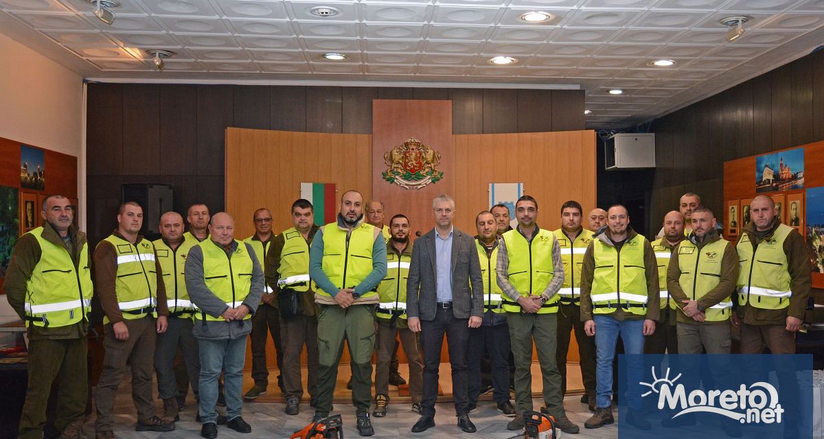 Кметът на Варна Благомир Коцев награди доброволци от Държавно горско