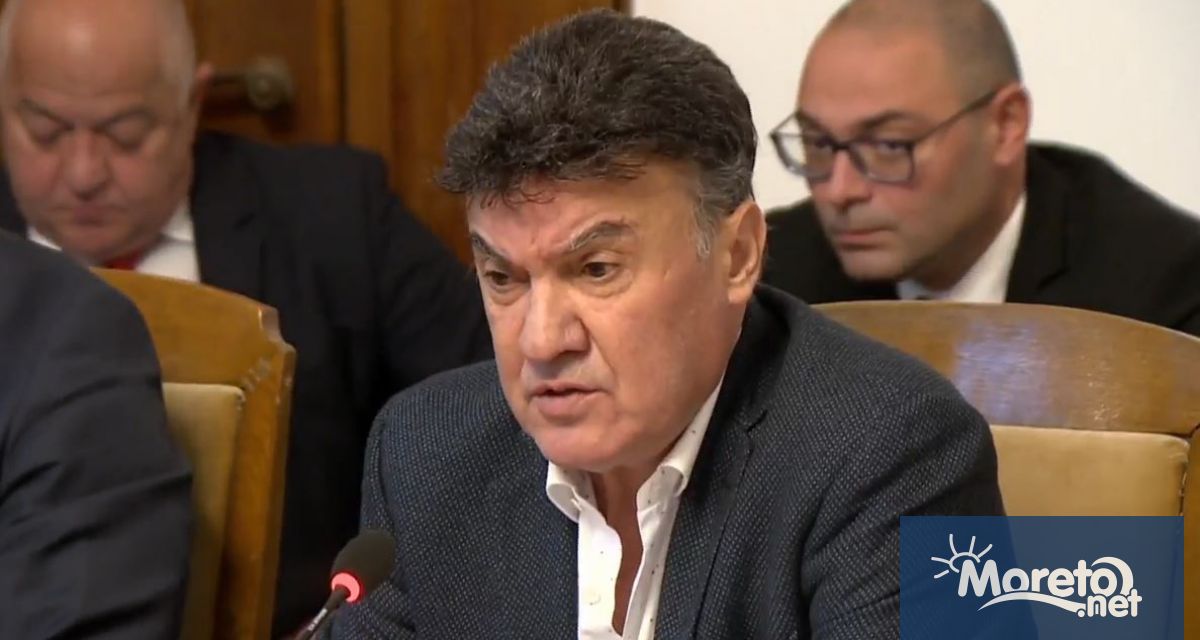 Бившият президент на Българския футболен съюз Борислав Михайлов е приет