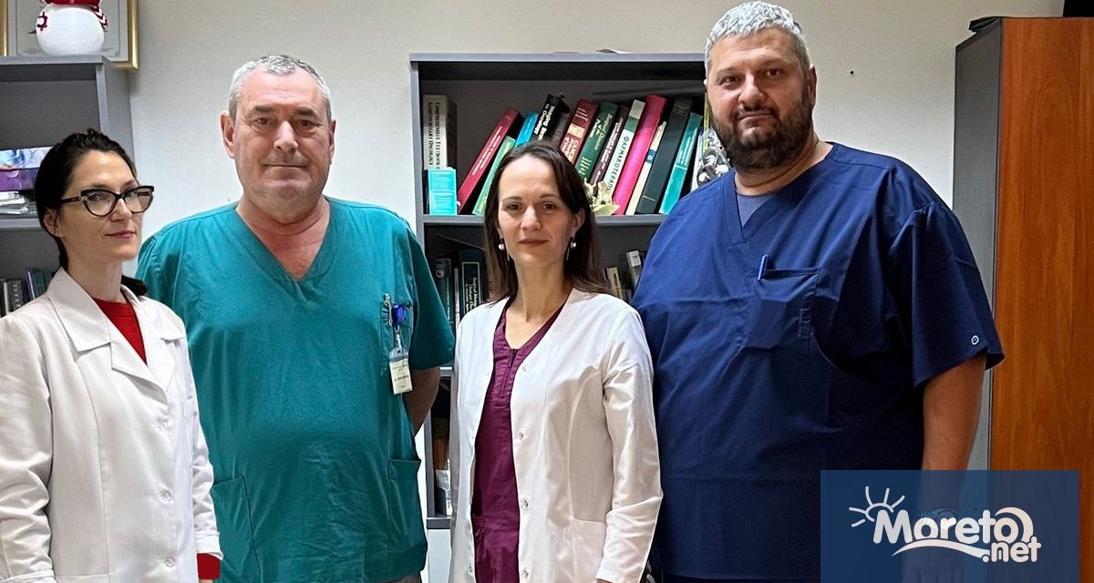 Трима лекари от Университетската СБАЛ по Онкология в София обединиха