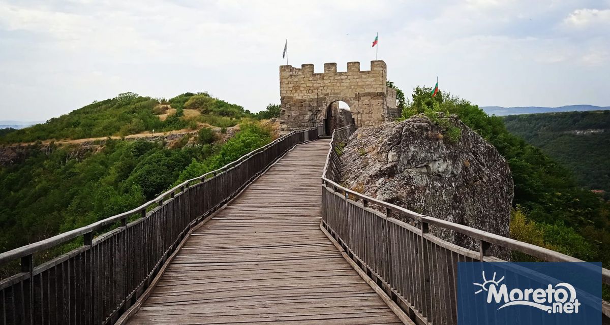 Крепостта Овеч край Провадия спечели голямата награда Изборът на българите