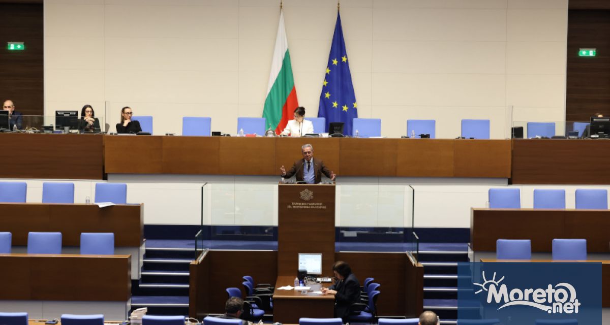 За народен представител да може да бъде избран български гражданин
