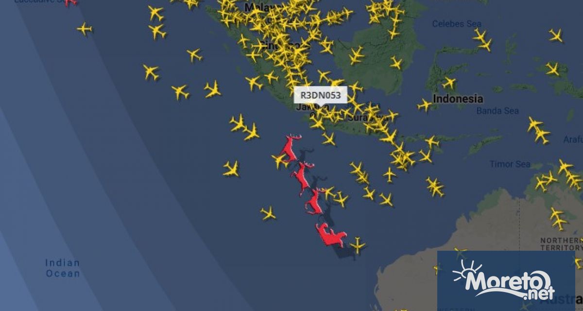 Глобалният Flightradar24 който следи в реално време всички редовни пътнически