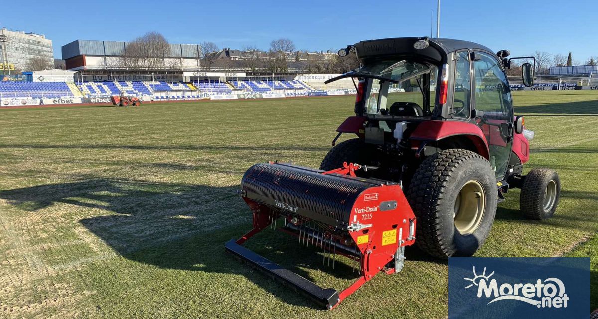 ФК Спартак Варна ще се сдобие с по качествена тревна настилка