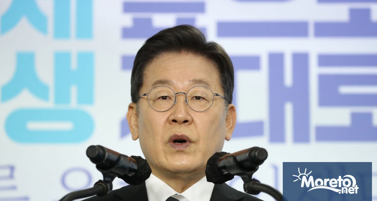 Лидерът на политическата опозиция в Южна Корея беше намушкан с
