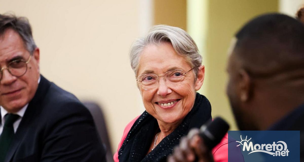 Френският премиер Елизабет Борн подаде оставка в понеделник докато президентът