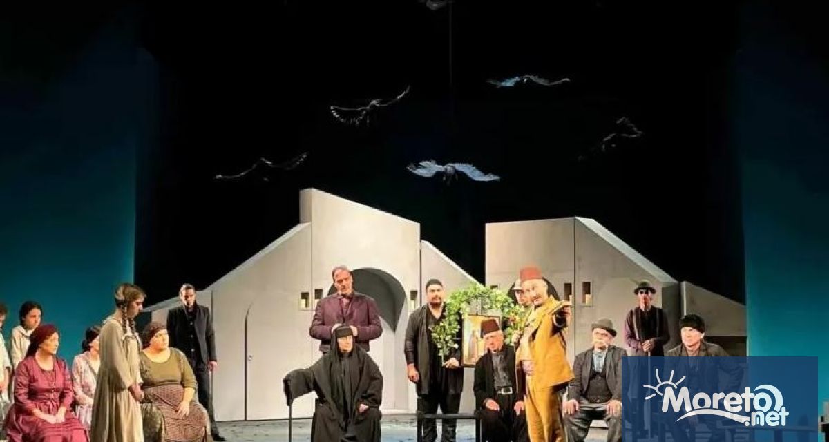 След премиерите на Под игото и Свръхчовек в края на