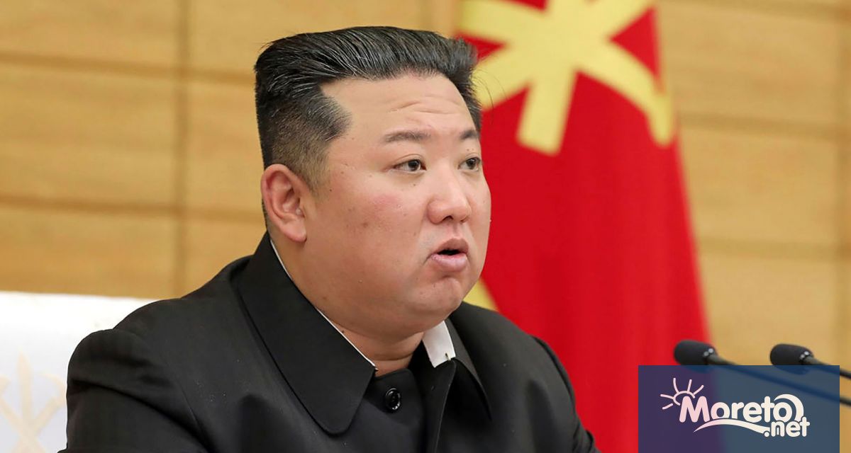 Севернокорейският лидер Ким Чен Ун обеща в понеделник да премахне