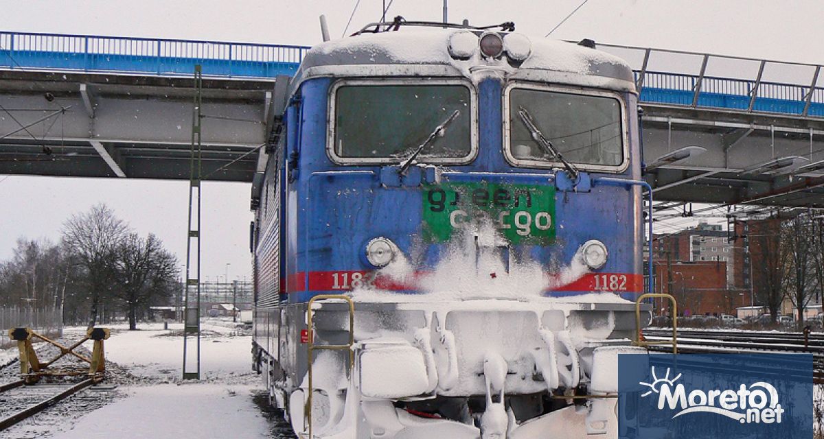 Влакове между София и Варна са спрени поради липса на