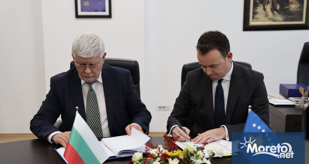 Министърът на земеделието и храните Кирил Вътев и министърът на