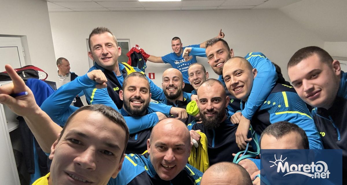 Мъжкият хандбален отбор на Шумен 61 взе рутинна победа срещу