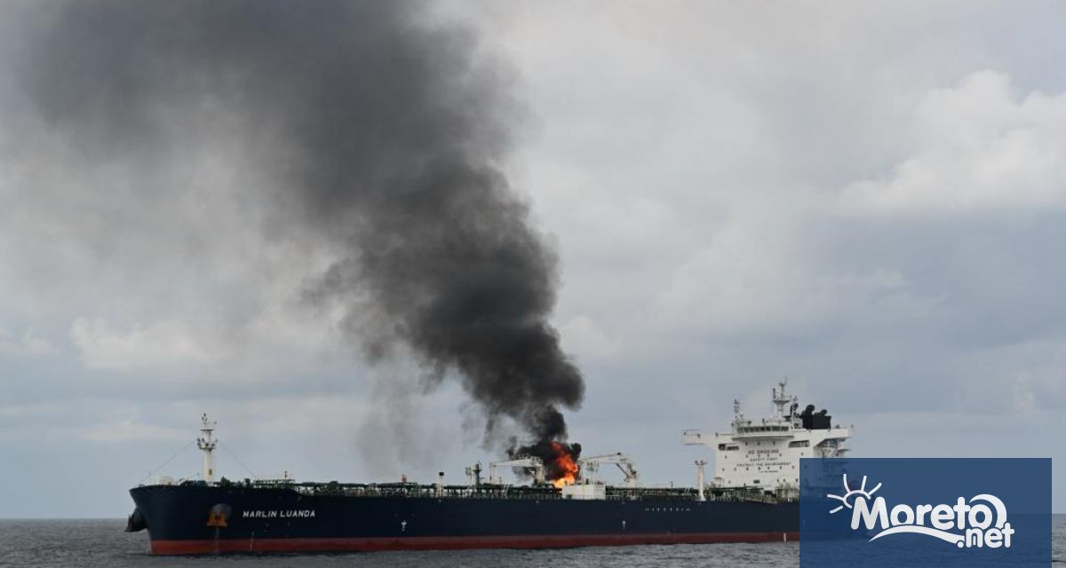 Търговецът на стоки Trafigura заяви в събота че оценява рисковете