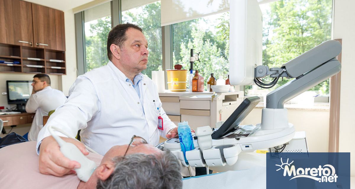 Съдовият хирург доц д р Стефан Стефанов от София подновява прегледите