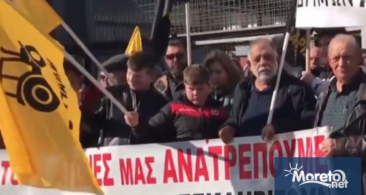 Продължават протестите на гръцките фермери, които оцениха като недостатъчни предложените