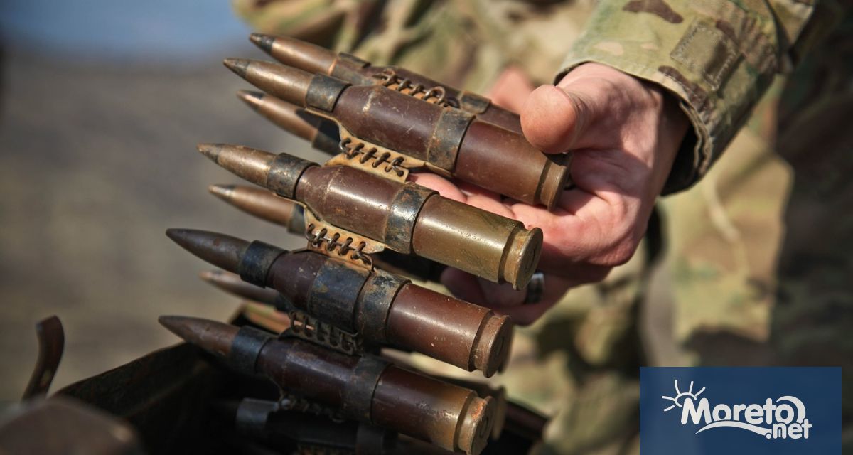 Гръцки медии съобщават че българска фирма транспортира с камиони боеприпаси