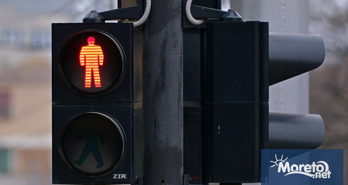 18 годишно момиче пострада тежко след като бе блъснато от лек