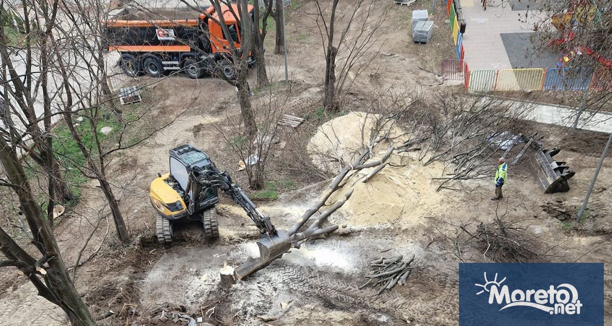 При изграждането на паркинг зад бл 3 на ул Студентска