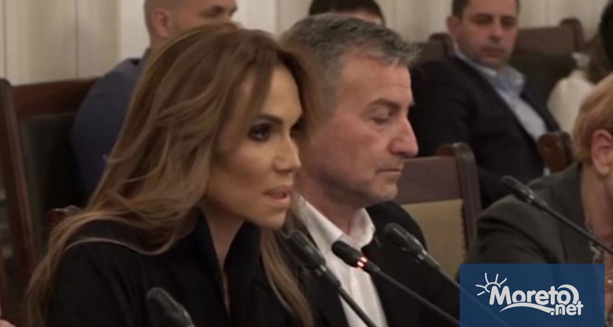 Мартин Божанов – Нотариуса ми се обади по телефона и