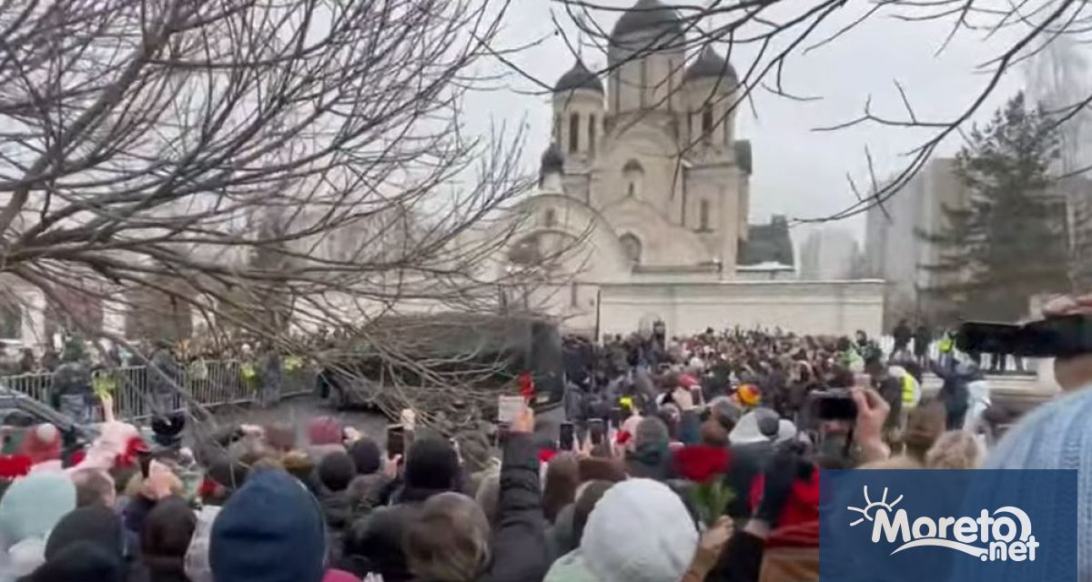 Над 100 души в 20 руски града са били арестувани