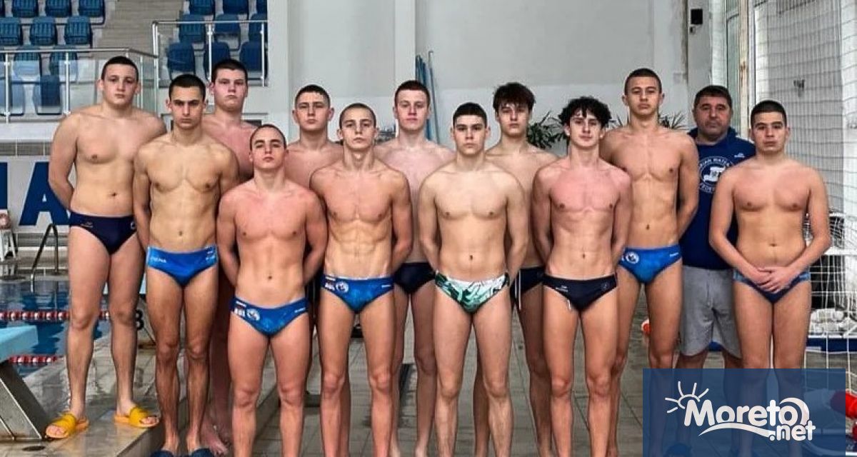 Именитият ватерполен специалист Жарко Петрович който е световен шампион по