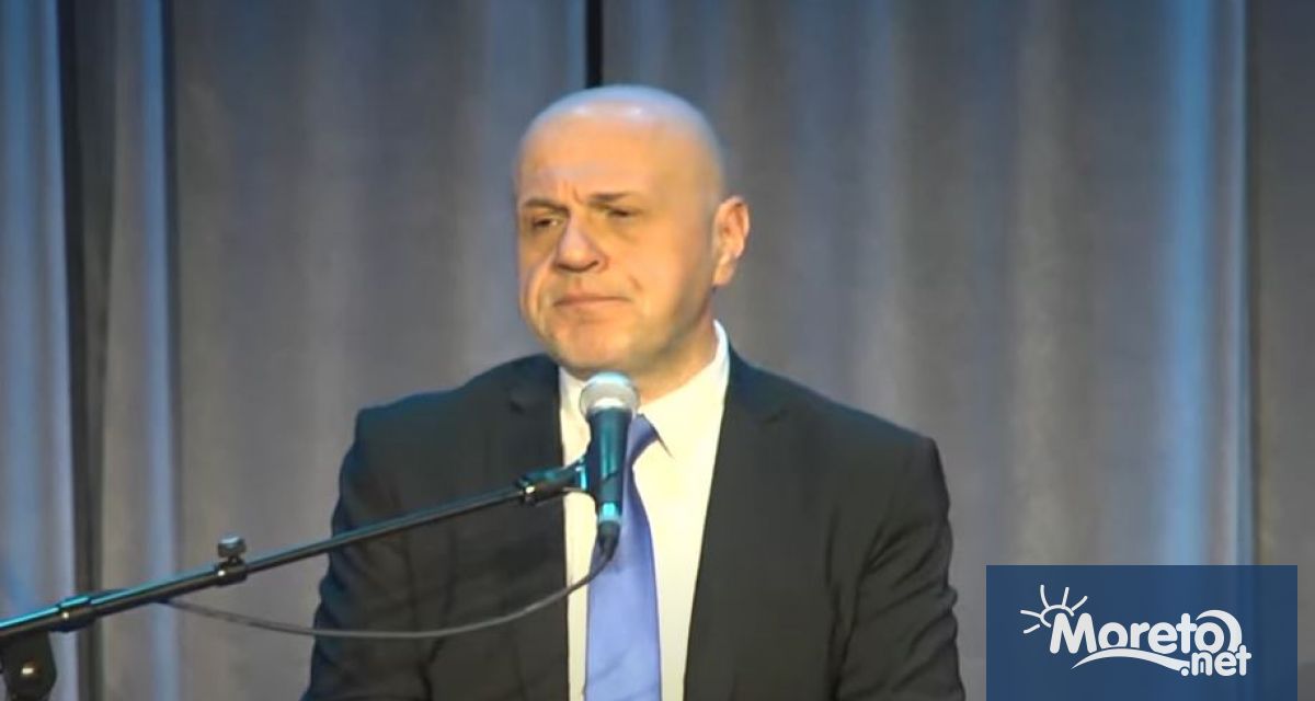 Боя се че ротацията в този ѝ вид към момента