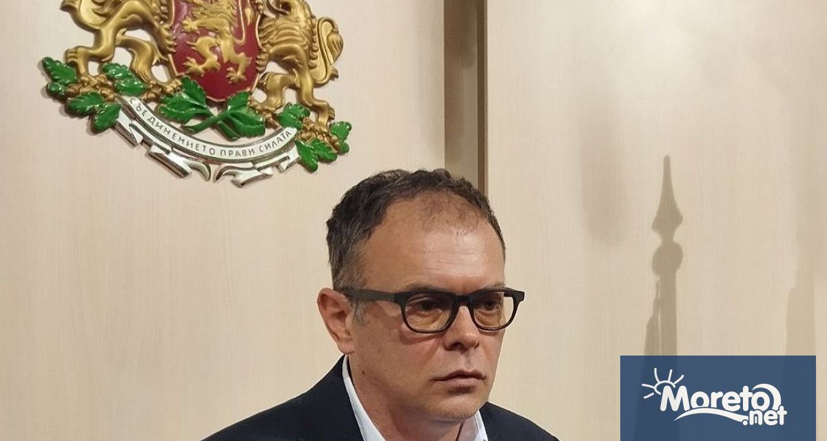 Несериозно е морската столица да няма озаконени лодкостоянки Ще търсим