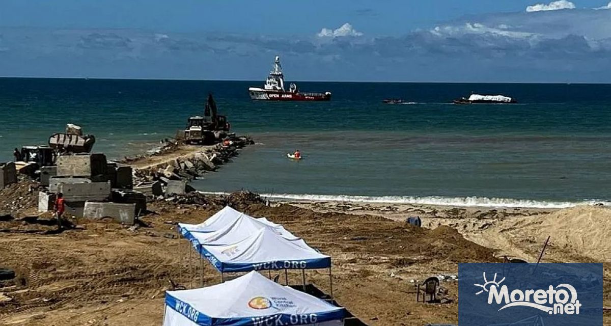 Първата пратка хуманитарна помощ по море за Газа е разтоварена