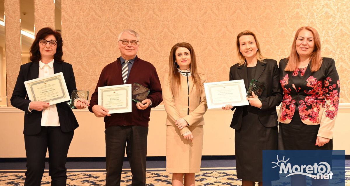 Двама служители от дирекция Социално подпомагане Варна бяха наградени