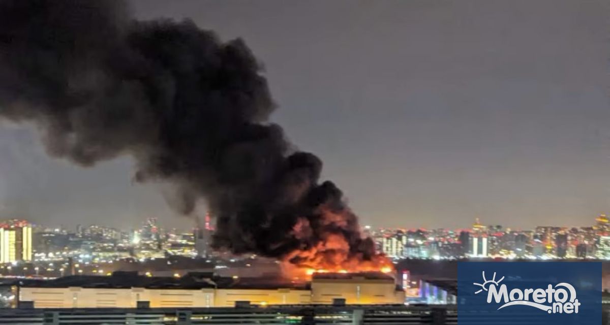 Най малко 40 души са загинали а стотици са ранени след