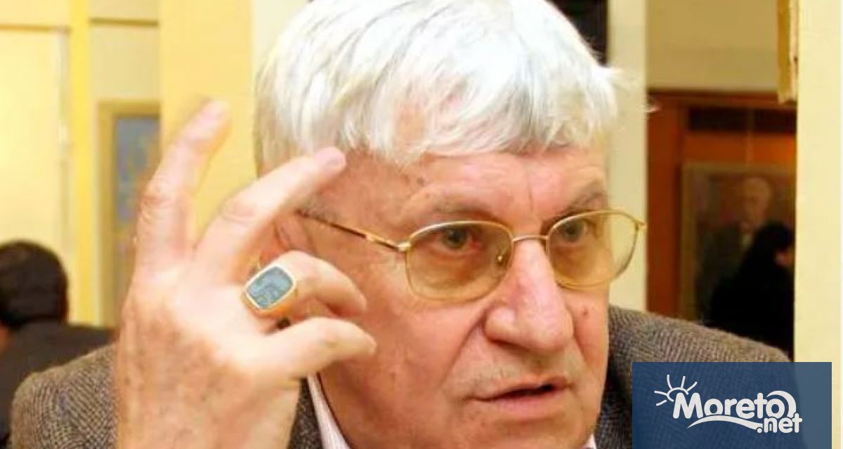 Президентът Румен Радев поздрави проф Андрей Пантев по повод 85 ата