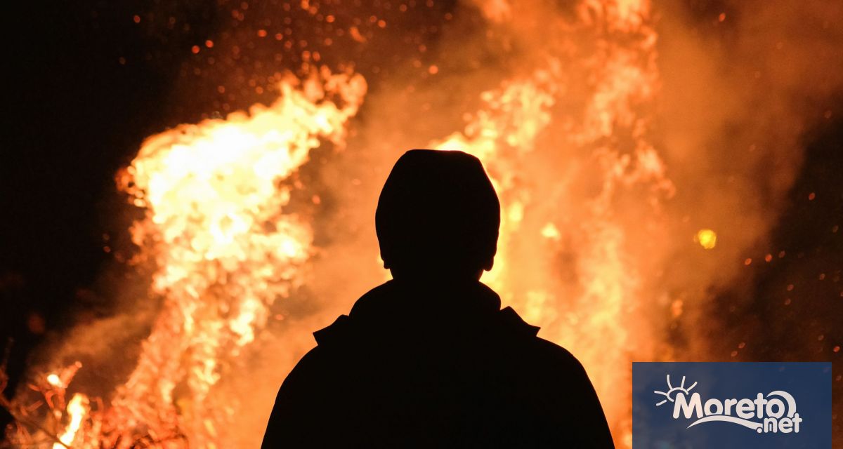 Европейският съюз изпраща два самолета бомбардировача за да подпомогне Испания
