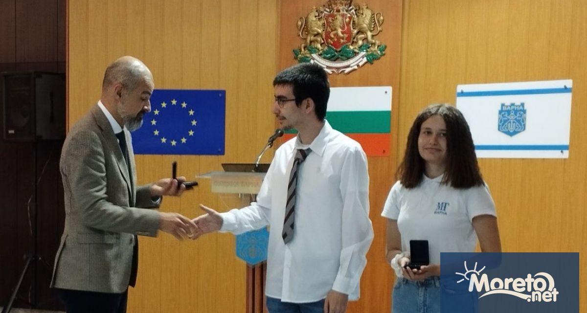 Община Варна награди златните медалисти от националния кръг на олимпиадата