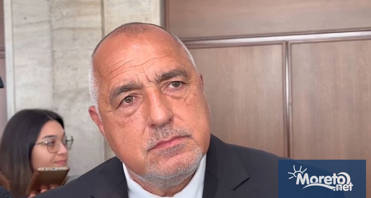 На брифинг в кулоарите на парламента от Демократична България обвиниха