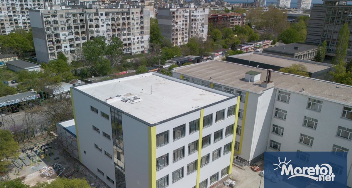 Строежът на пристройката към СУ Найден Геров върви към финал