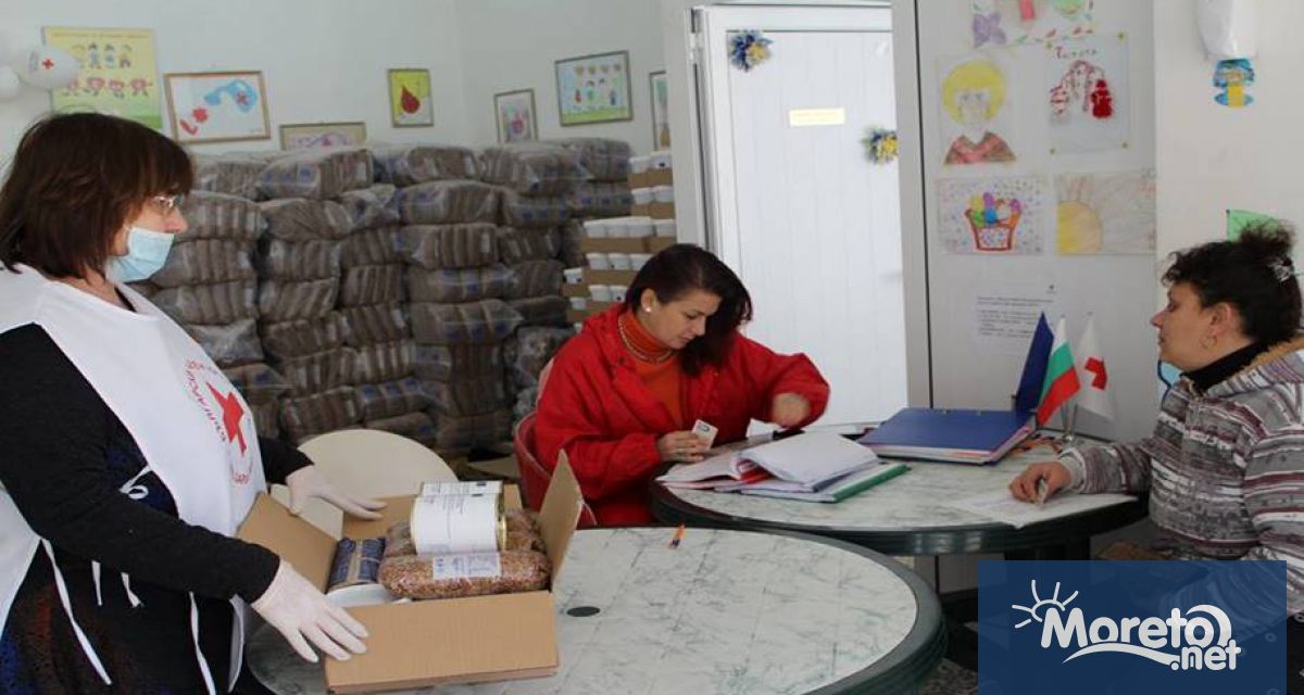 Българският Червен кръст започва раздаването на 5 281 тона храни