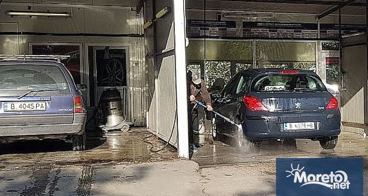 Регионалната инспекция по околната среда и водите спипа автомивка във