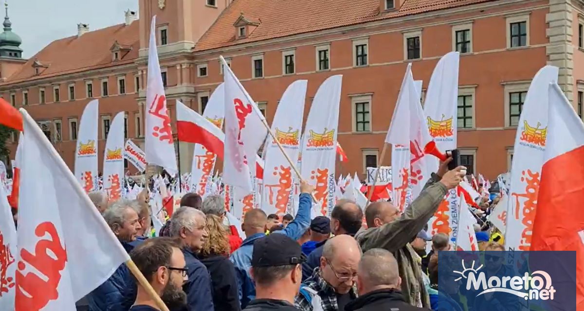 Хиляди протестираха по улиците на полската столица Варшава, за да