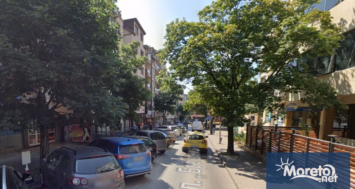 Във връзка с планирано премахване на опасни клони от дървета