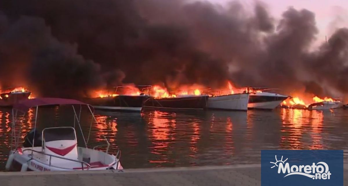 22 яхти са изгорели при голям пожар избухнал в хърватското