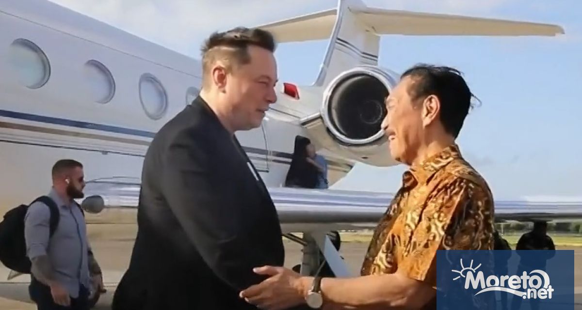 Илон Мъск пристигна в индонезийския курортен остров Бали, за да