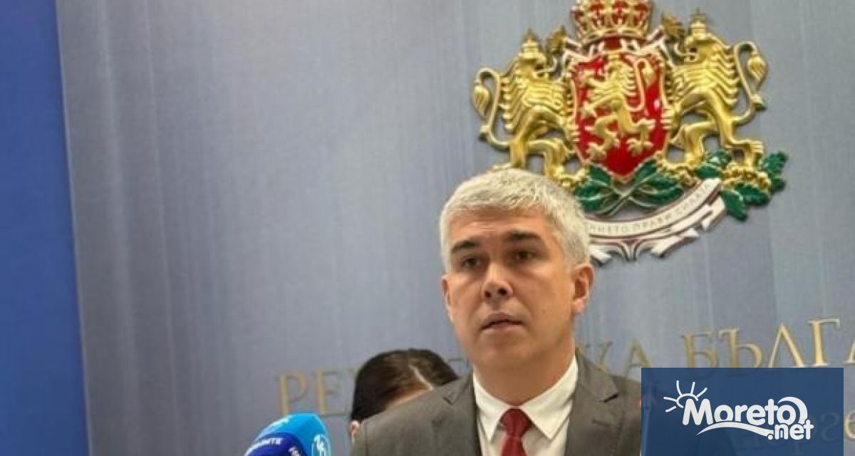 Министърът на енергетиката Владимир Малинов заминава на работно посещение в