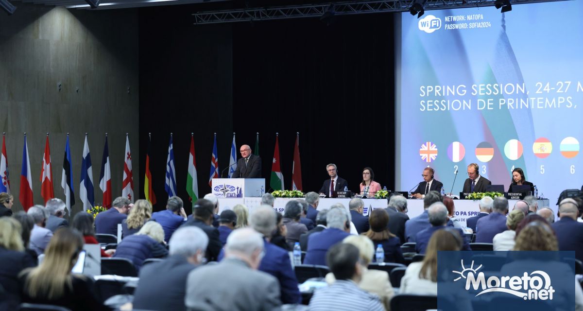 Парламентарната асамблея на НАТО прие декларация на Украйна да се