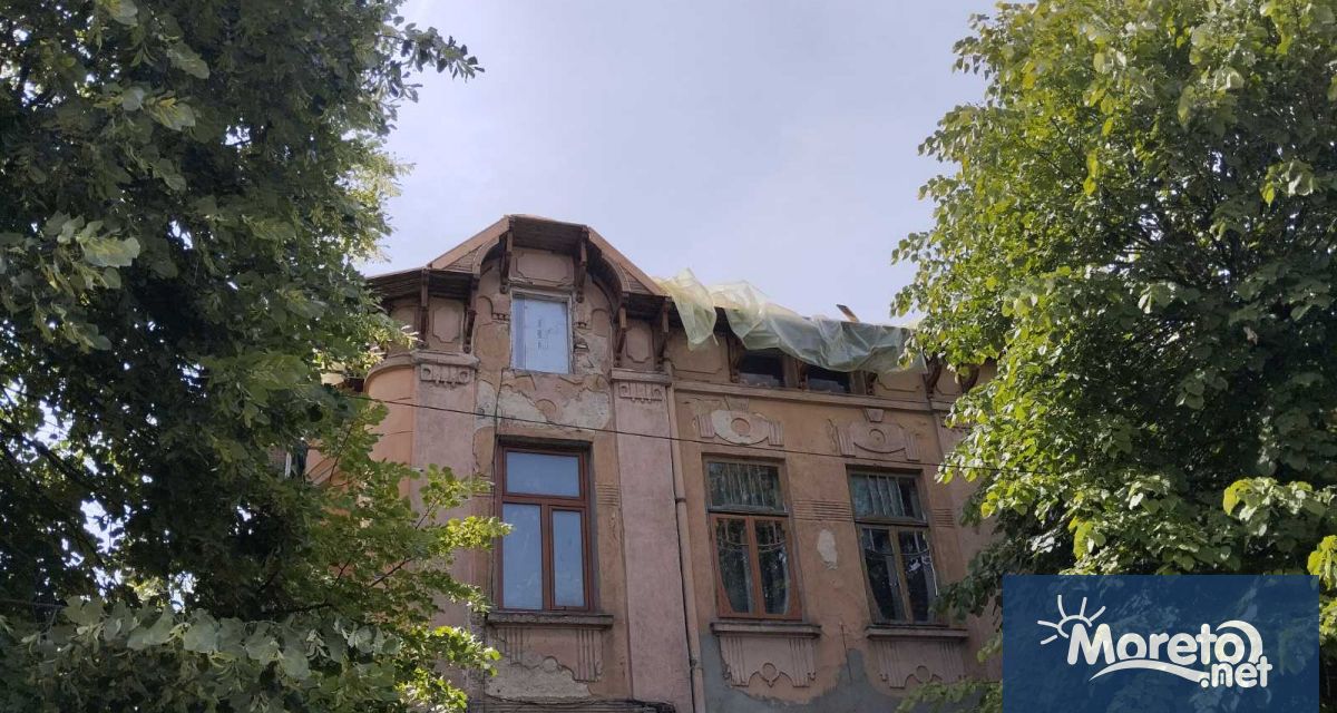 Въпреки укрепването и възстановяването облика на редица архитектурни паметници в