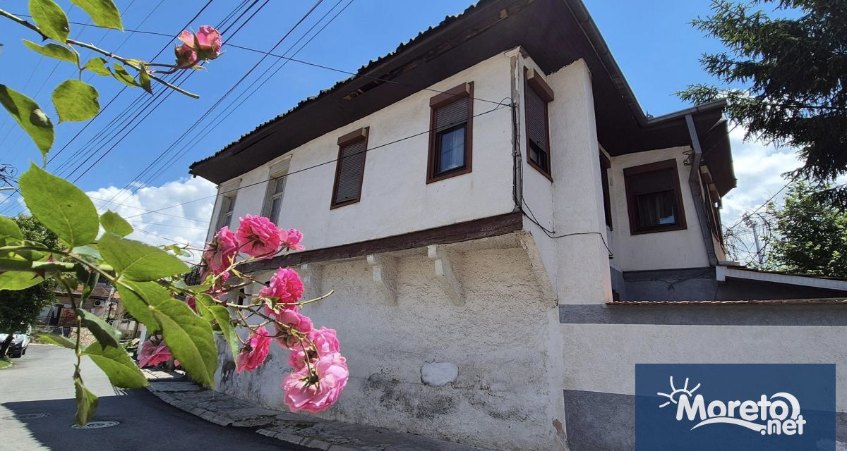 Две трети от родната къща на Димитър Талев в Прилеп