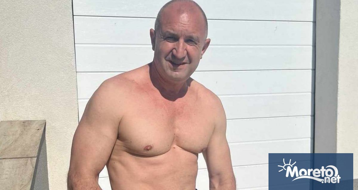 Президентът Румен Радев се включи в почистване на морското дъно