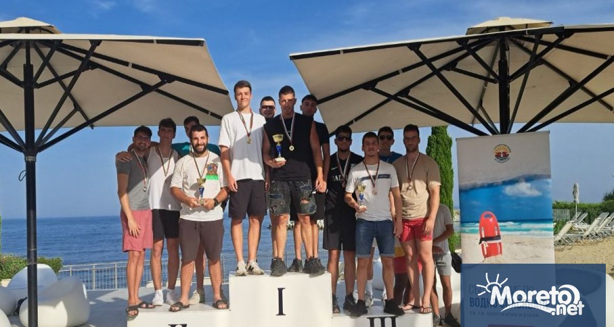 На полуолимпийският басейн в комплекс Аквахаус Термал и Бийч –