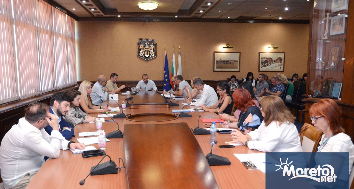 Община Варна започва рехабилитация на тротоарните настилки около спирките на