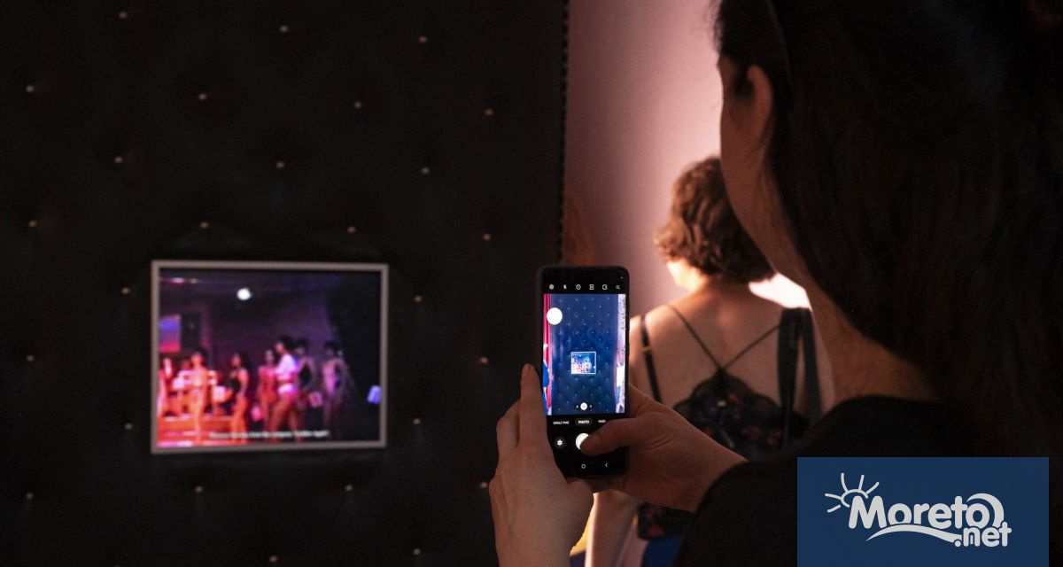 Изложба с провокативното име Мис Демокрация не на политиката ще